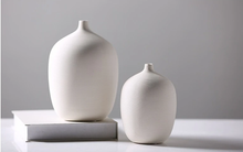Load image into Gallery viewer, Diva Ceramic Tabletop Vase