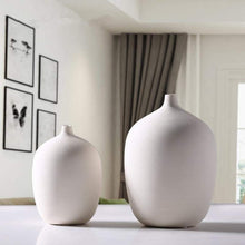 Load image into Gallery viewer, Diva Ceramic Tabletop Vase