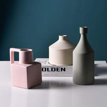 Load image into Gallery viewer, Artz Ceramic Vases