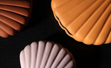 Load image into Gallery viewer, Shell Floral Ceramic Vase