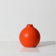 Load image into Gallery viewer, Contrasted Ceramic Vases