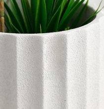 Load image into Gallery viewer, Polygon Textured Ceramic Planters