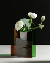 Load image into Gallery viewer, High Shine Translucent Acrylic Vases