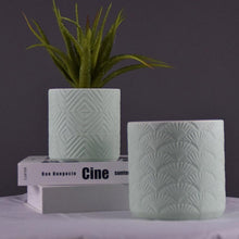 Load image into Gallery viewer, Imprint Cement Planters