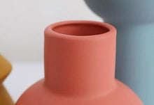 Load image into Gallery viewer, Sculptural Ceramic Vases