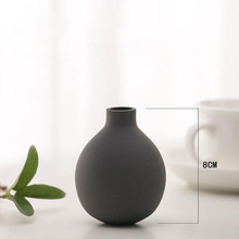 Load image into Gallery viewer, Earthy Elegance Tabletop Vase