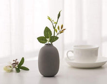 Load image into Gallery viewer, Earthy Elegance Tabletop Vase