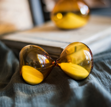 Load image into Gallery viewer, 5/15 Mins Caramel Glass Hourglass Clock Sand Glass Table Desk Office Decoration  Sandglass Sand Timer kitchen Egg Timer - BestVase
