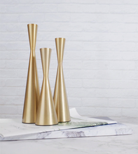 Load image into Gallery viewer, Brass Tower Retro Candle Holder
