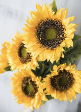 Load image into Gallery viewer, Sunflower Silk Flower Symbolizes joy and life Simulation Flowers Artificial Flower Retro Flower Props - BestVase
