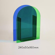 Load image into Gallery viewer, Prism Light Acrylic Vase
