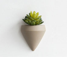 Load image into Gallery viewer, Zane Wall Planters
