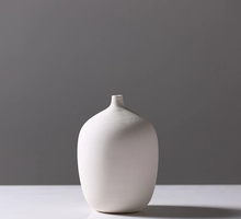 Load image into Gallery viewer, Diva Ceramic Tabletop Vase
