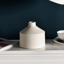 Load image into Gallery viewer, Artz Ceramic Vases
