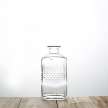 Load image into Gallery viewer, Elegant Cut Glass Crystal Vase
