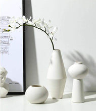 Load image into Gallery viewer, Modern White Sculpted Vases
