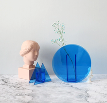 Load image into Gallery viewer, Light Transit Acrylic Vase
