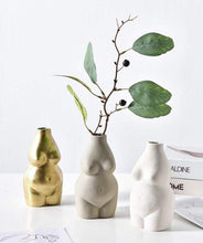 Load image into Gallery viewer, Venus Ceramic Porcelain Vase
