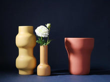 Load image into Gallery viewer, Warm Berry Palette Ceramic Flower Vase
