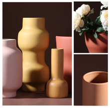 Load image into Gallery viewer, Warm Berry Palette Ceramic Flower Vase
