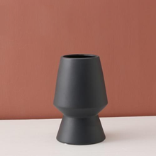 Load image into Gallery viewer, Bright Color Ceramic Flower Vase
