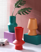 Load image into Gallery viewer, Bright Color Ceramic Flower Vase
