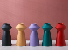 Load image into Gallery viewer, Bright Color Ceramic Flower Vase
