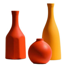 Load image into Gallery viewer, Contrasted Ceramic Vases
