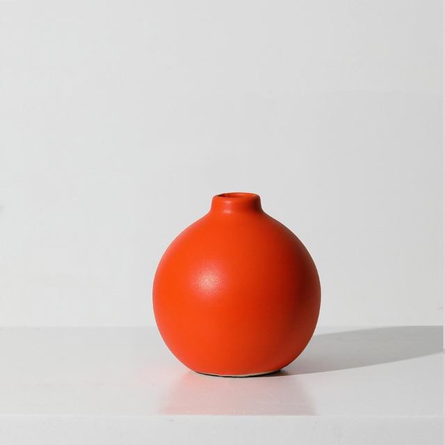 Contrasted Ceramic Vases