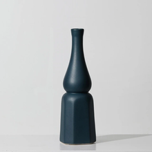 Load image into Gallery viewer, Contrasted Ceramic Vases
