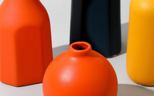 Load image into Gallery viewer, Contrasted Ceramic Vases
