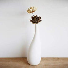 Load image into Gallery viewer, Water Drop White Porcelain Vase
