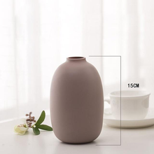 Load image into Gallery viewer, Earthy Elegance Tabletop Vase
